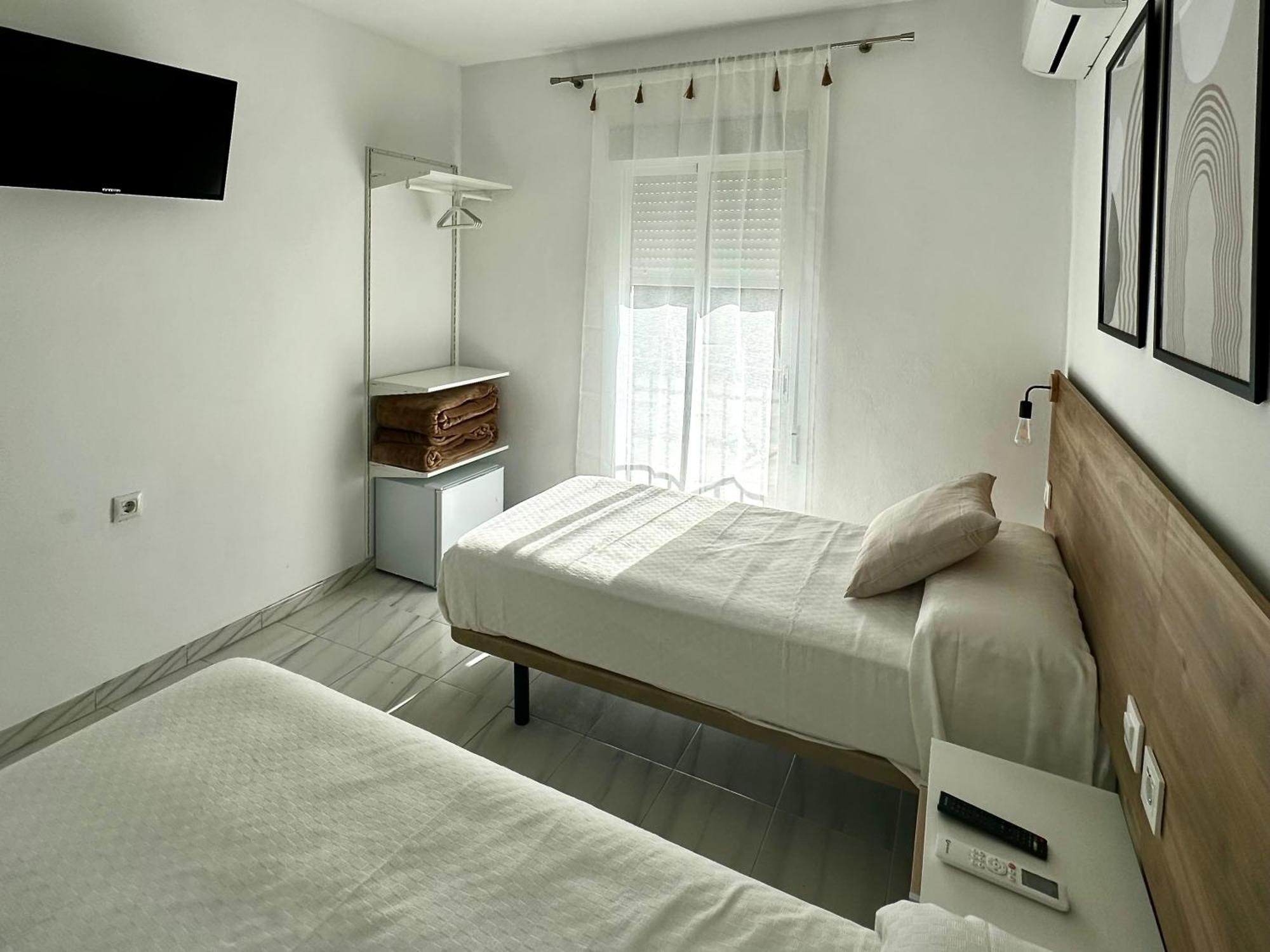 Hostal Merino Jedula ภายนอก รูปภาพ